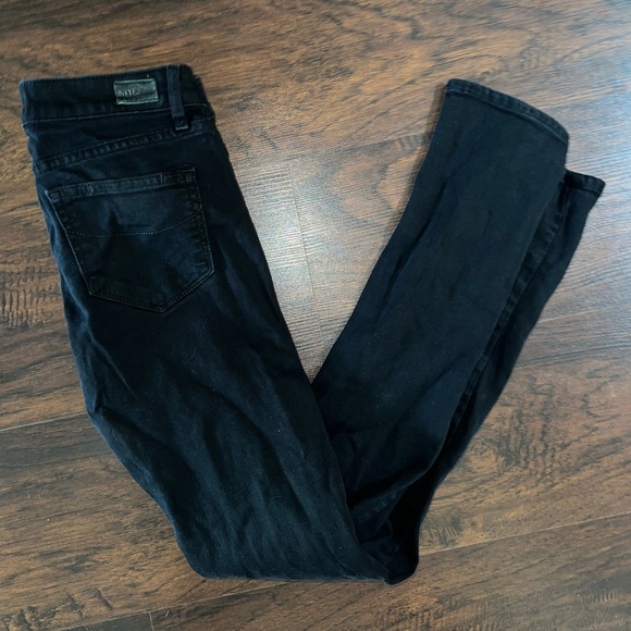 PAIGE Denim - Paige Black Denim Skyline Skinny Jeans size 24